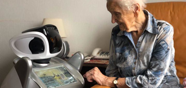 Zorrobot SARA bij zorggroep Elde Maasduinen