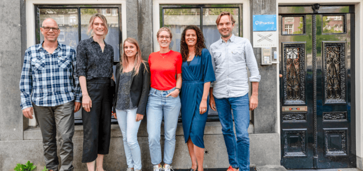 Het team van iPractice, een psychologiepraktijk in Amsterdam die inzet op digitale behandelingen