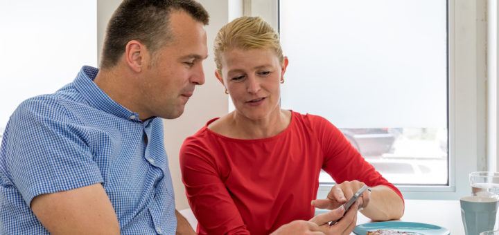 Digitaal contact met een zorgverlener (beeld: BeterDichtbij)